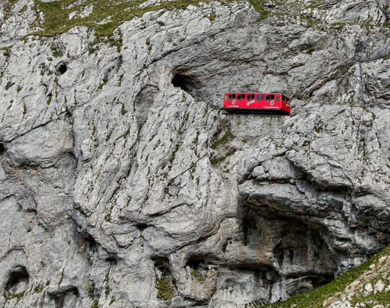 Cómo llegar al Monte Pilatus: rutas desde Lucerna en tren, barco y teleférico