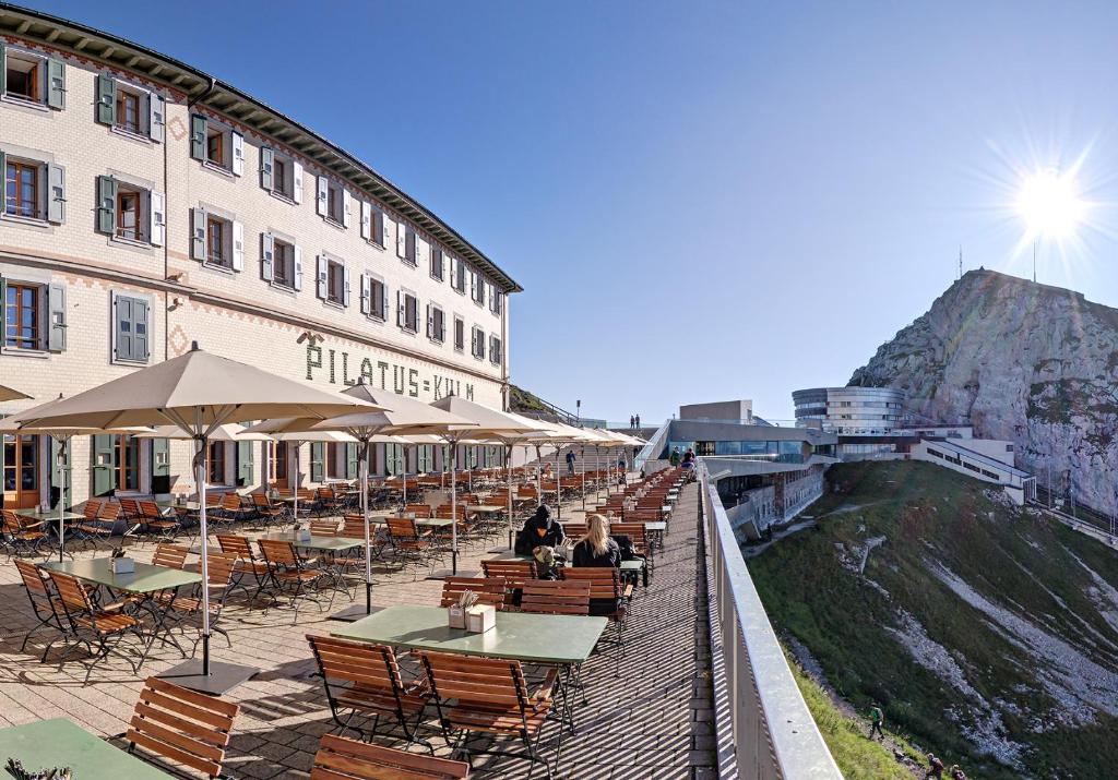 Hotel Pilatus Kulm: alojamiento en la cima del Monte Pilatus a 2.132 metros